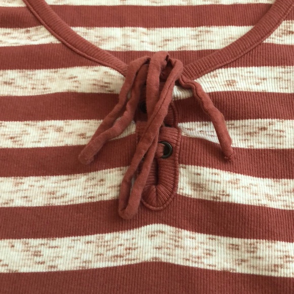 Tee-shirt - Picture 2 of 3